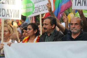 Türkiye, Heteroseksüeller Eşcinsellerin Hakkını Savunduğu Zaman Başka bir Ülke Olacak!