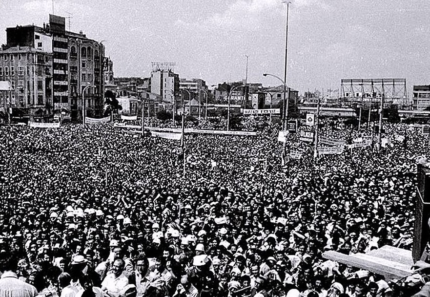 Dünya savaşı gölgesinde 1 Mayıs